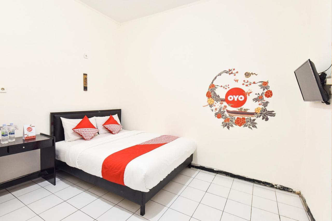 Oyo 348 Hotel Dieng Permai Yogyakarta Exterior foto