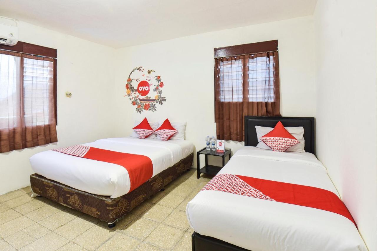 Oyo 348 Hotel Dieng Permai Yogyakarta Exterior foto